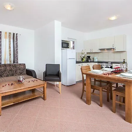 Apartment Jana *